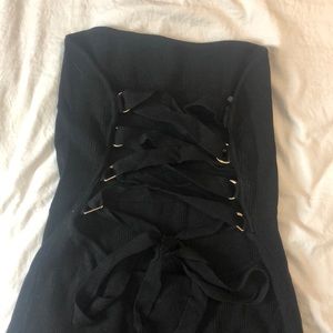 PLUS SIZE BLACK STRAPLESS DRESS